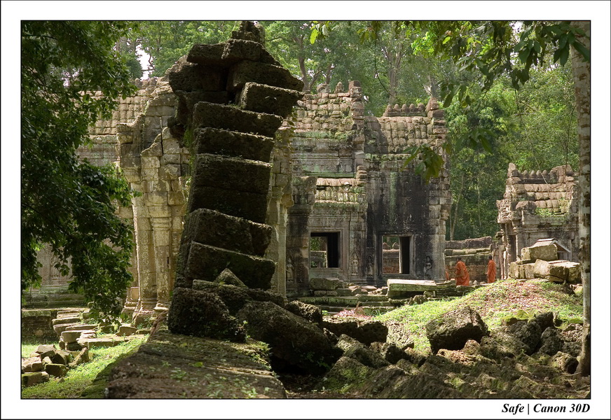 2006 - 07 - Temple angkor - Phrea Khan 13